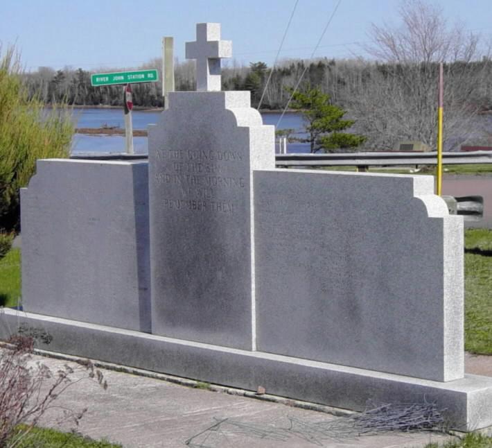 River John: war memorial monument, north face