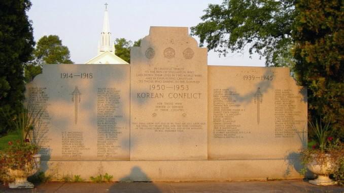 Stellarton: war memorial