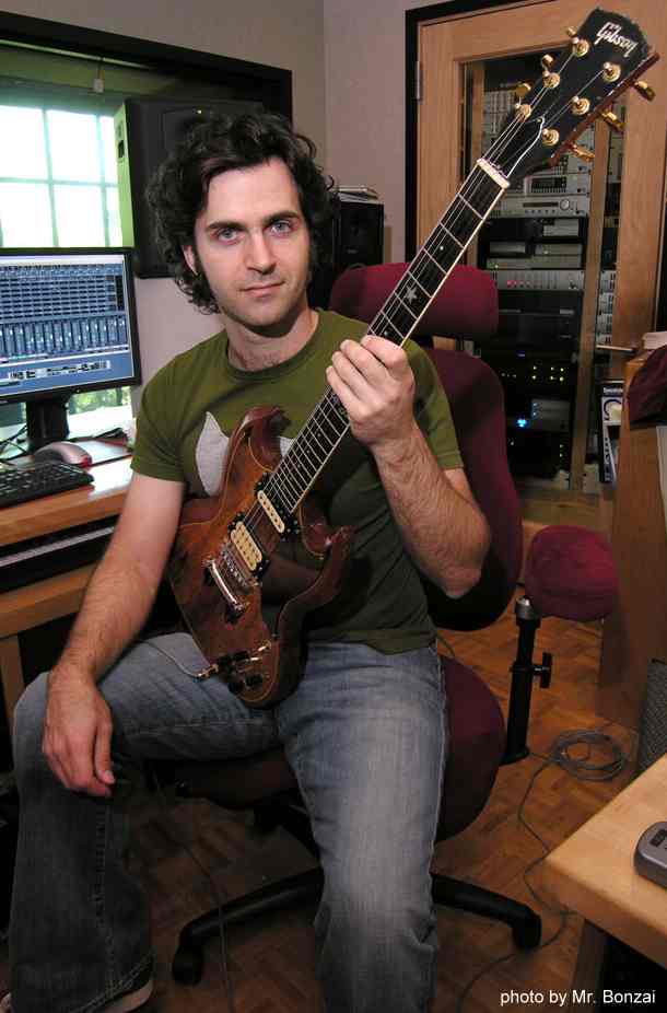 © Mr. Bonzai -- Dweezil Zappa in the Utility Muffin Research Kitchen