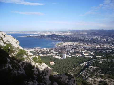 Figure 1.Marseille depuis ses Calanques