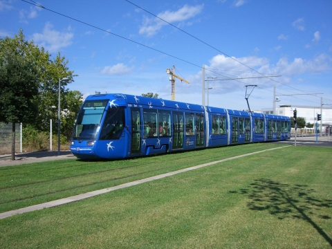 Figure 2. Rame du tramway de la ligne 1 à Montpellier (Citadis Alstom)