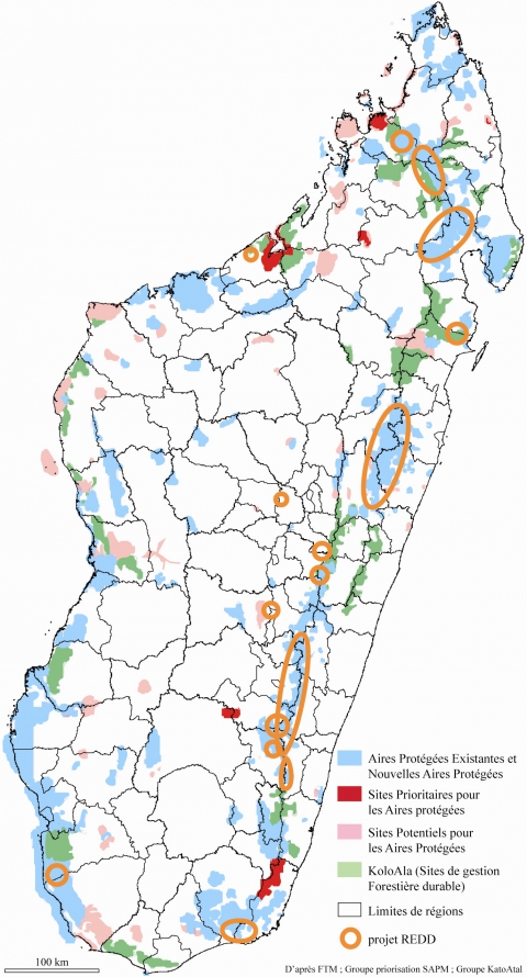 Figure 6. Localisation des projets pilotes REDD+ par rapport aux aires protégées délimitées en 2008