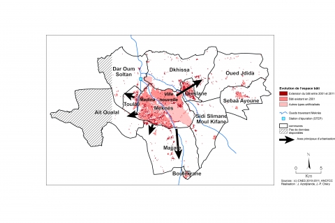 Figure 2. Évolution de l’espace bâti dans la zone d’étude (ville de Meknès et communes périphériques).