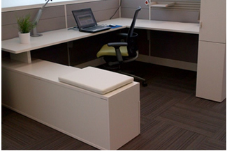 Fixed workstation with increased storage space, Ottawa, ON