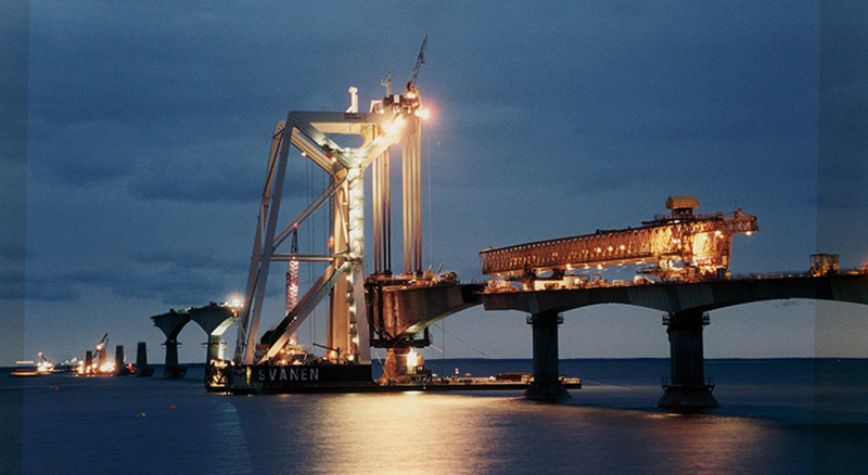 Photo of the heavy lift vessel Svanen