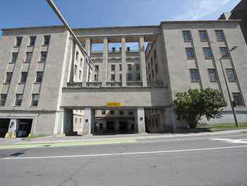 A side view of the West Memorial Building from Bay Street