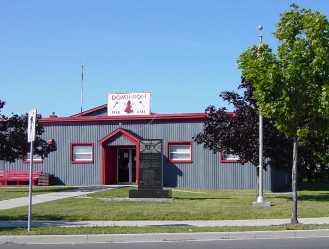 Dominion war memorial monument