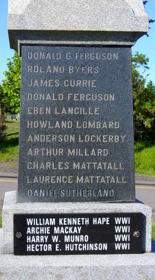 Tatamagouche: war memorial monument