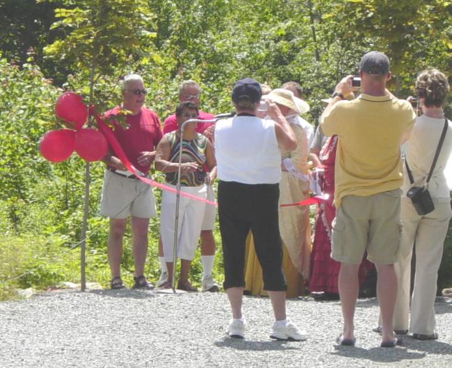 Country Harbour: Loyalist Trail roadside park