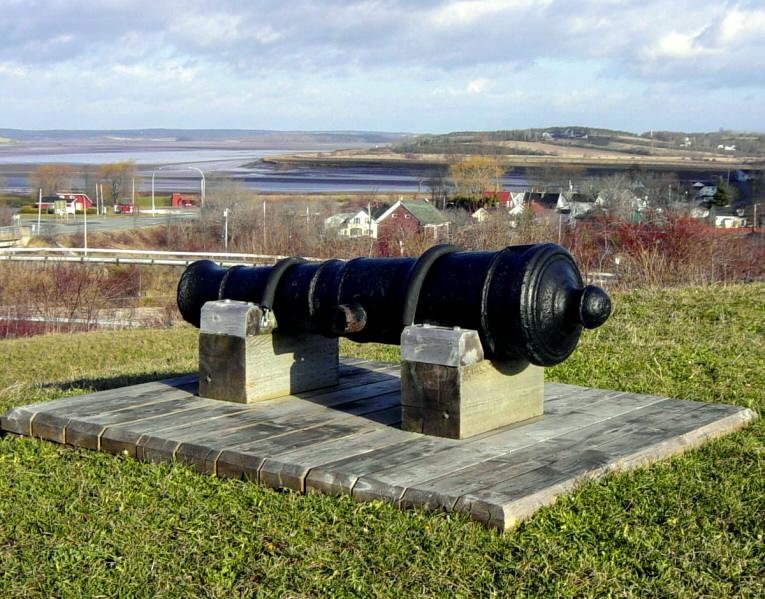 Fort Edward: West cannon