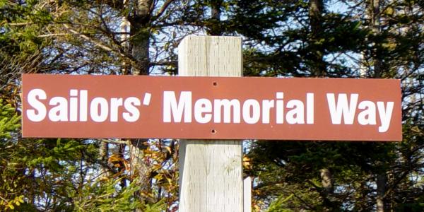 Halifax: Point Pleasant Park path sign, Sailors' Memorial Way