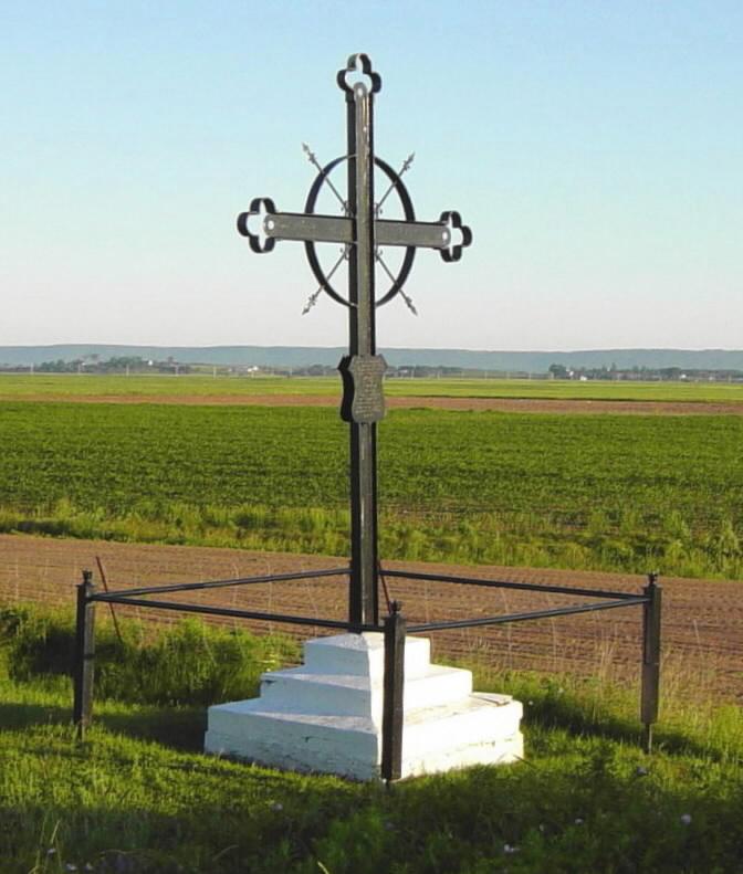Horton Landing: Iron Cross monument