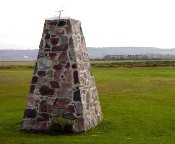 Planters monument, Horton Landing: looking southeast