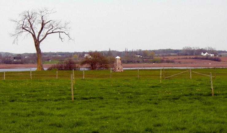 Horton Landing: Planters monument