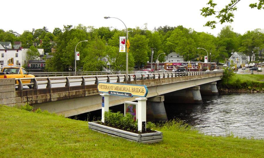 Bridgewater: Veterans' Memorial Bridge