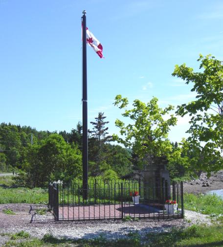 Englishtown war memorial monument