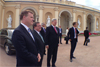 Le ministre des Affaires étrangères John Baird, le premier ministre Stephen Harper et le ministre des Finances Jim Flaherty arrivent au Sommet du G-20, à Saint-Pétersbourg, en Russie. 