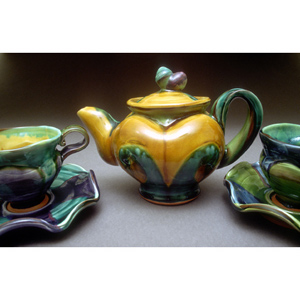 Bruneau: "Teapot with Cups & Saucers"