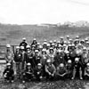 Groupe d'étudiants visitant la mine Canadian Johns-Manville
