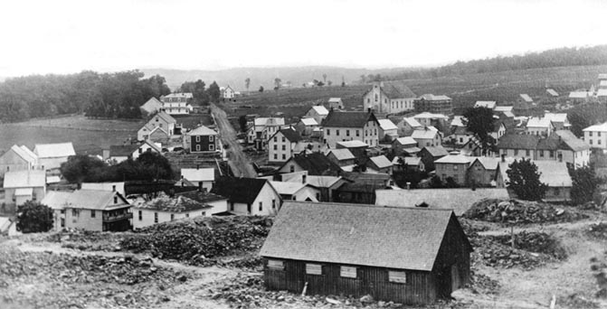 Le village d'Asbestos vers 1897