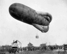 [Observation balloon behind Canadian lines]