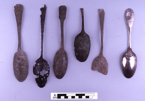 Variety of Spoons
Date of Photo: 06/1971
Provenience:
1B.5A7.49
17L.7A2.9
1L.38M2.1
1B.5A7.163
2L.17K2.13