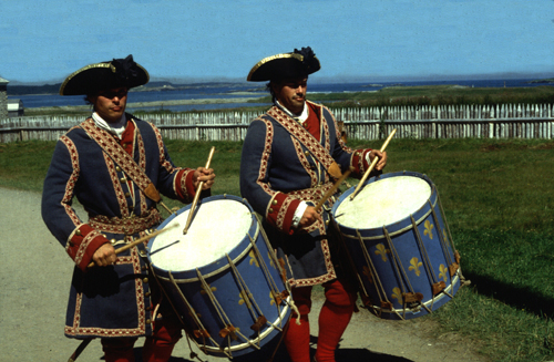 Animation of two drummers
Photographer: Horst Paulfer
date of Photograph: 1988
05-J-01-1464