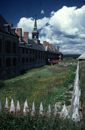 Reconstructed buildings - View of the King's Bastion - fence in foreground
Photographer: Jamie Steeves
Date of Photograph: unknown
05-J-03-189