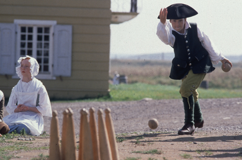 Children playing nine pins
Photographer: Parks Canada / Fortress of Louisbourg
Date of Photograph: 1995
BJ-7-993