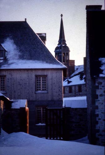 Fortress of Louisbourg in the winter time with the King's Bastion in background.
Image taken from: http://fortress.uccb.ns.ca/parks/gal_e.html