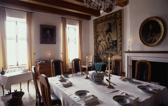 Dining Room in the King's Bastion
Photographer: Parks Canada / Fortress of Lousbourg
5J-10-1