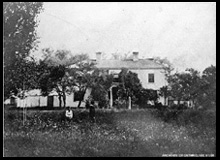 Photo of the Denisons' Belle Vue home as it looked in 1865.