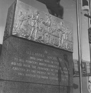 Alexander Mackenzie Monument