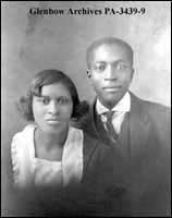 Robert and Ester Crump immigrated from Oklahoma to Alberta. Date unknown.
