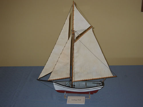 Model of sailing scull