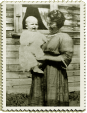 Marie-Anne Gravel et son fils Marcel
