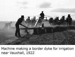 Machine making a border dyke for irrigation near Vauxhall, 1922