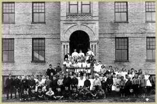 Picture of Wawanesa School, 1900