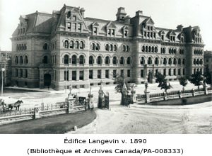 Photo : difice Langevin v.1890