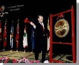 Prime Minister Chrtien signals the beginning of a Team Canada signing ceremony in Beijing, China