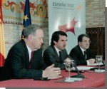 Prime Minister Chrtien with Prime Minister Aznar and President of the European Union Prodi at 2002 EU Summit