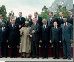 Prime Minister Chrtien with G8 Leaders, African Leaders and Secretary-General of the United Nations Kofi Annan (Kananaskis, June 27, 2002)