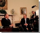 Prime Minister Chrtien and the U.S. President George W. bush meet with media in the White House (Washington, D.C.).