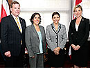 Le ministre Baird rencontre la présidente du Costa Rica pour discuter de la coopération en matière de sécurité