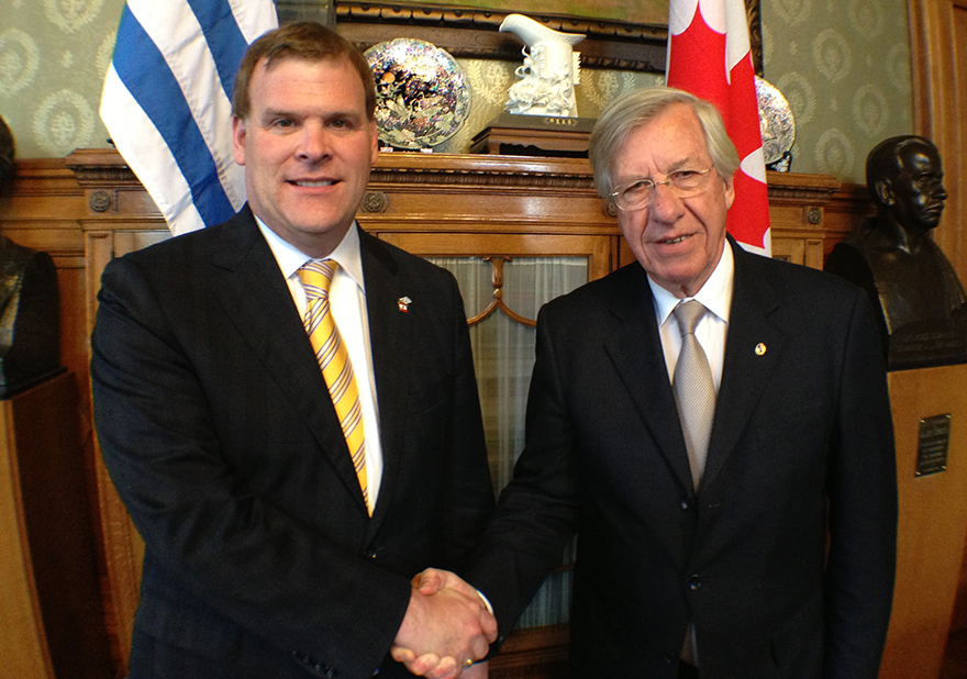 Le ministre Baird rencontre le vice-président de l’Uruguay