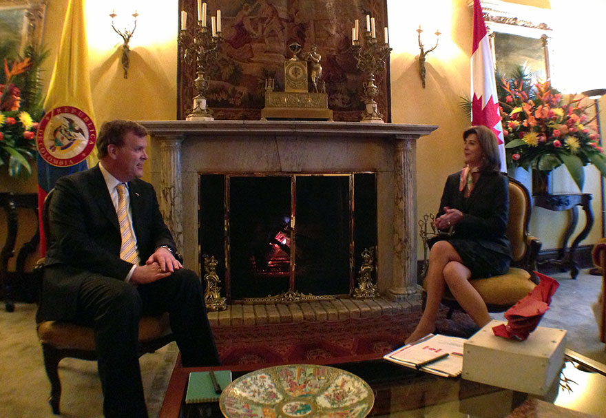 Le ministre Baird rencontre son homologue colombienne