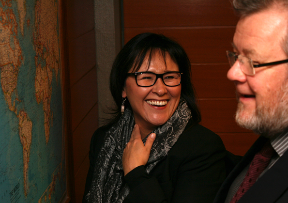 La ministre Aglukkaq rencontre le ministre islandais des Affaires étrangères