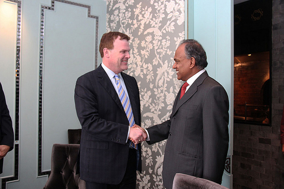 Le ministre Baird rencontre son homologue singapourien