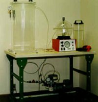 Test Apparatus for Determining Neutral Buoyancy Pressure