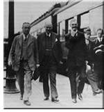 PM R.B. Bennett (centre) meets Stanley Baldwin (left), and Neville Chamberlain.